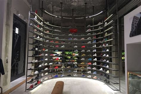 nike schuhe mailand|The 10 Best Sneaker Shops in Milan .